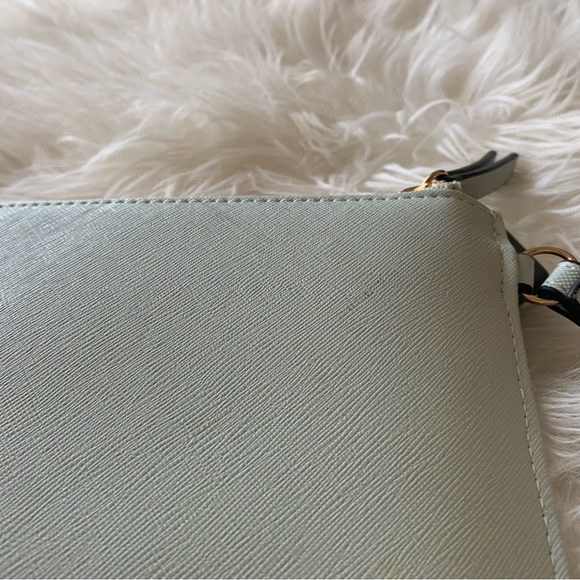 GUESS!! Guess wristlet! - Picture 6 of 6